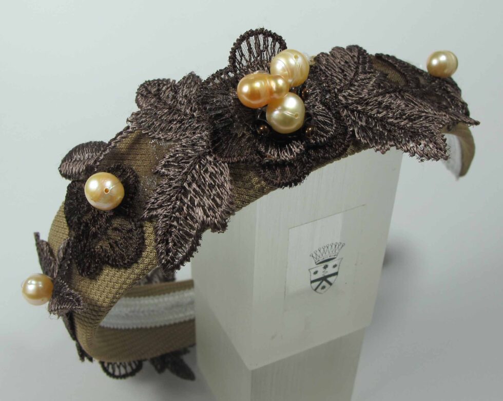 Alice band with brown embroidery and pink pearls