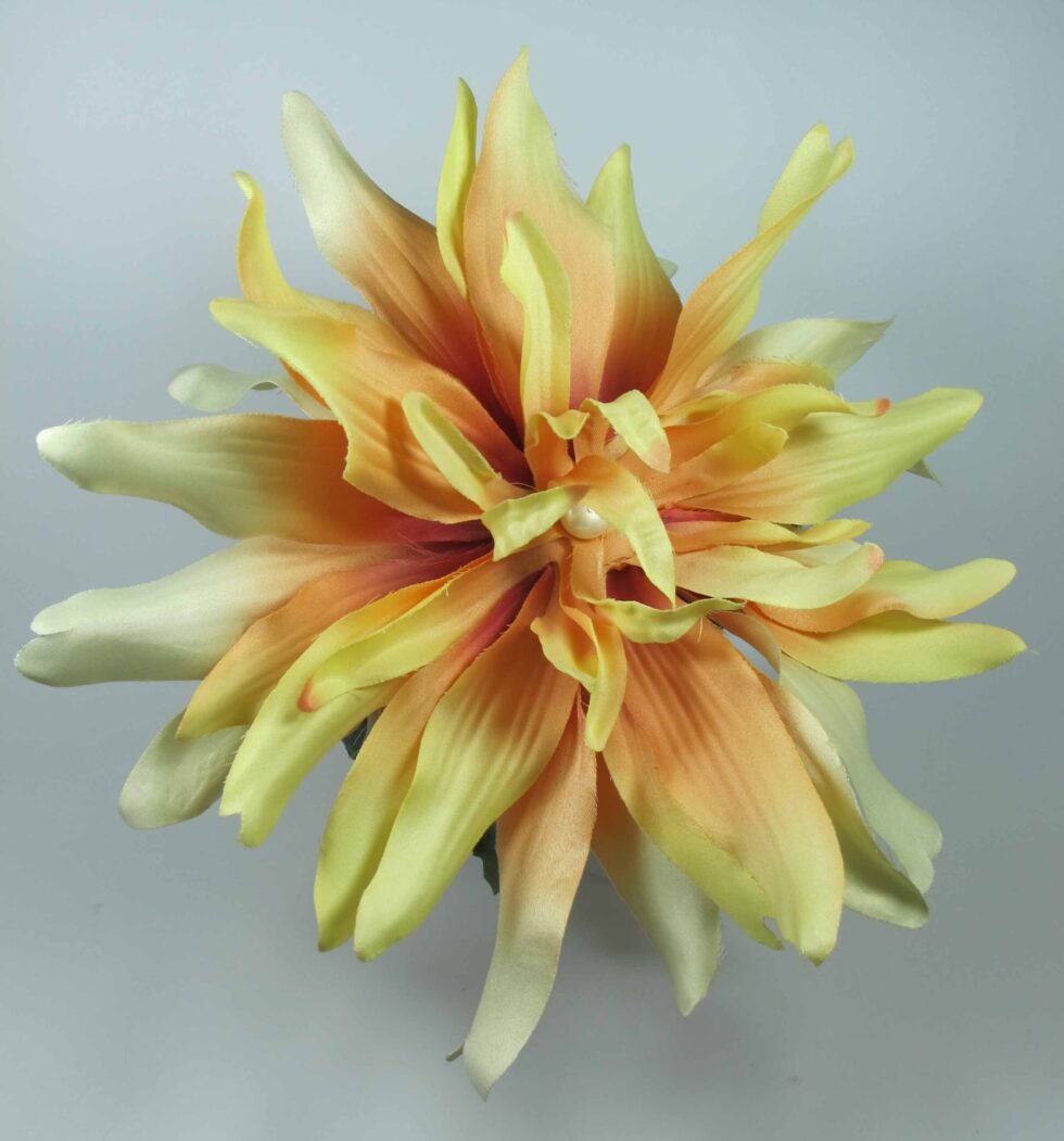 Satin headband in brown satin with silk flower and pearl