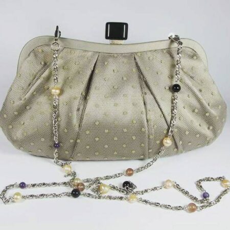 Clutch with pearls, onyx, agate of Botswana and amethyst