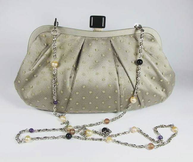 Clutch with pearls, onyx, agate of Botswana and amethyst