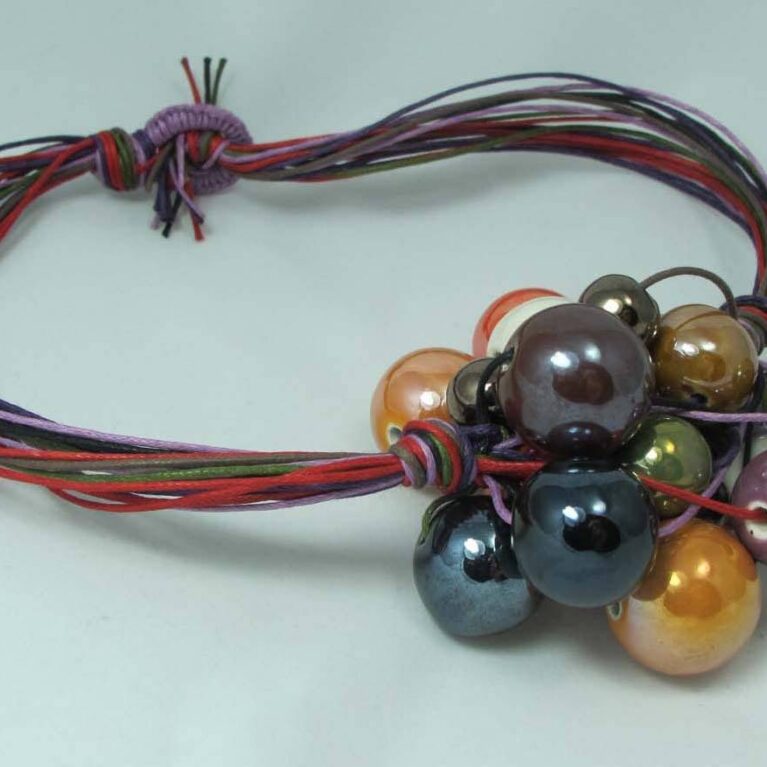 Necklace with a grape of ceramic