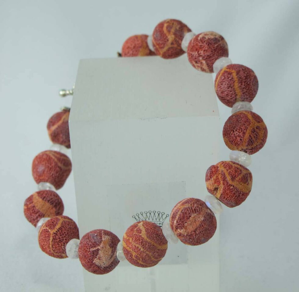 Bracelet with madrepora (sponge coral) and moonstone