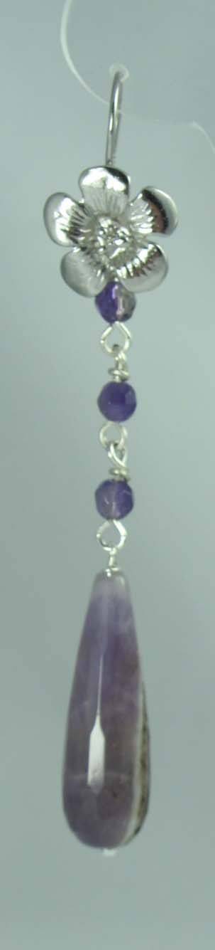 Silver earrings with amethyst