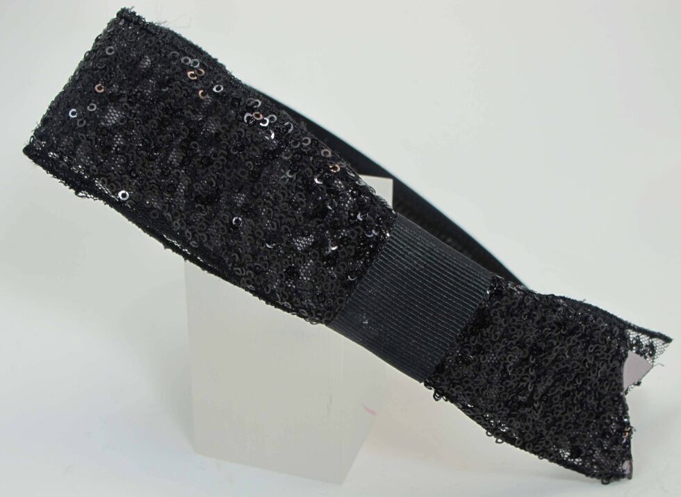 Headband in black satin with organza and paillettes