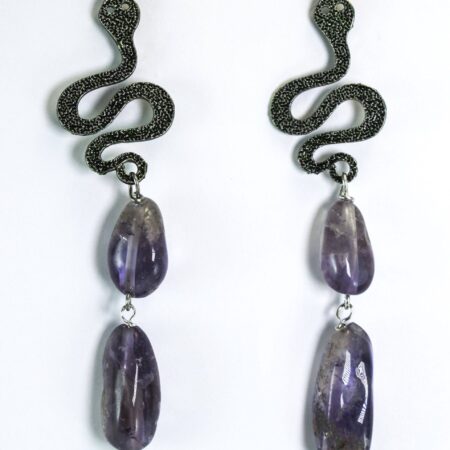 Earrings with enamelled snake and amethyst