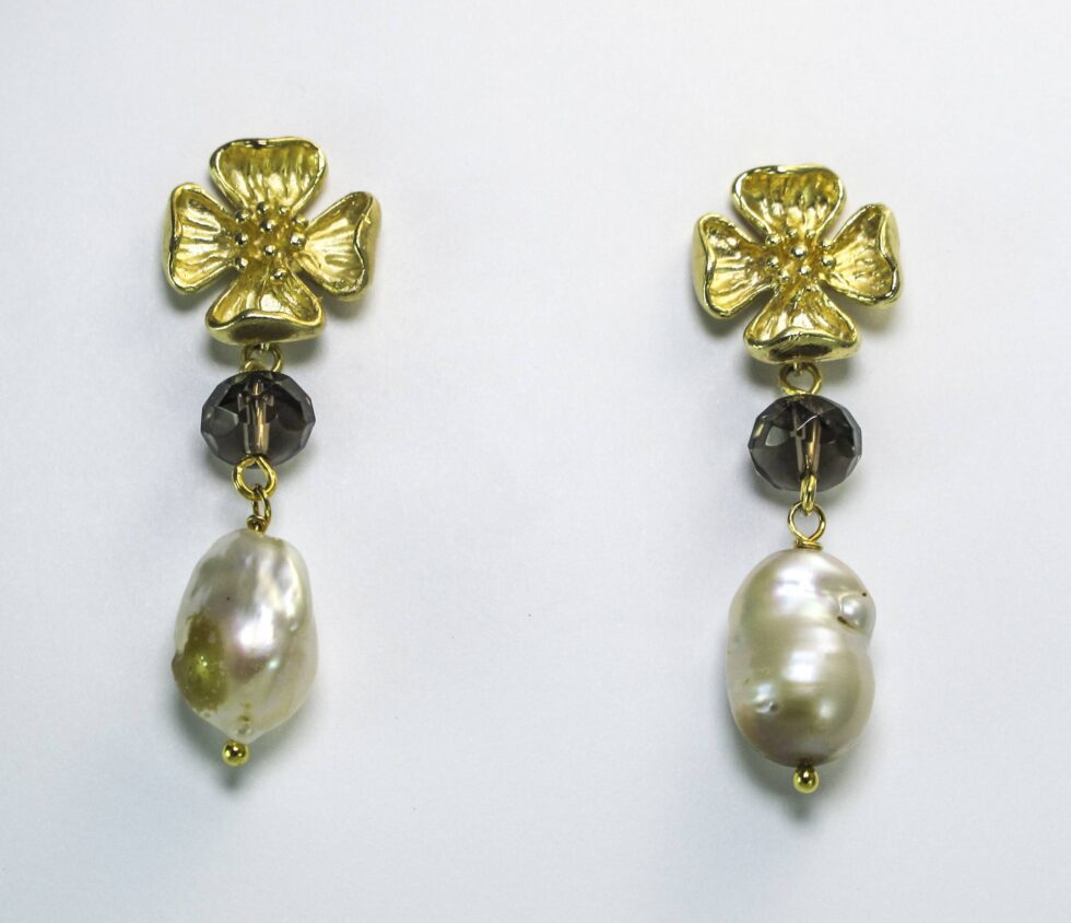 Brass earrings with pearls and smoky quartz