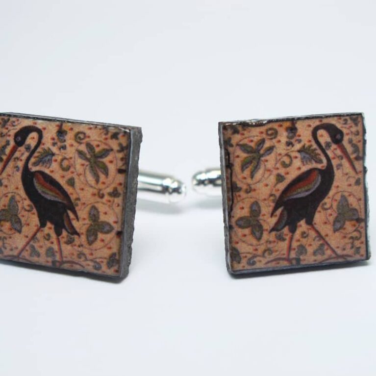 Cufflinks with enamelled lava lapilli (the flamingo)