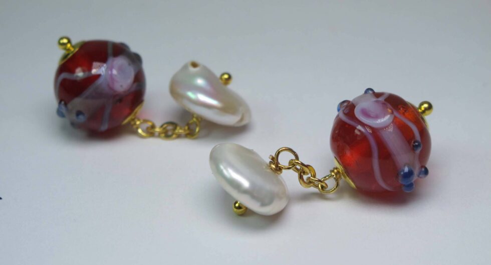 Cufflinks with venetian glass (murrine) and pearls