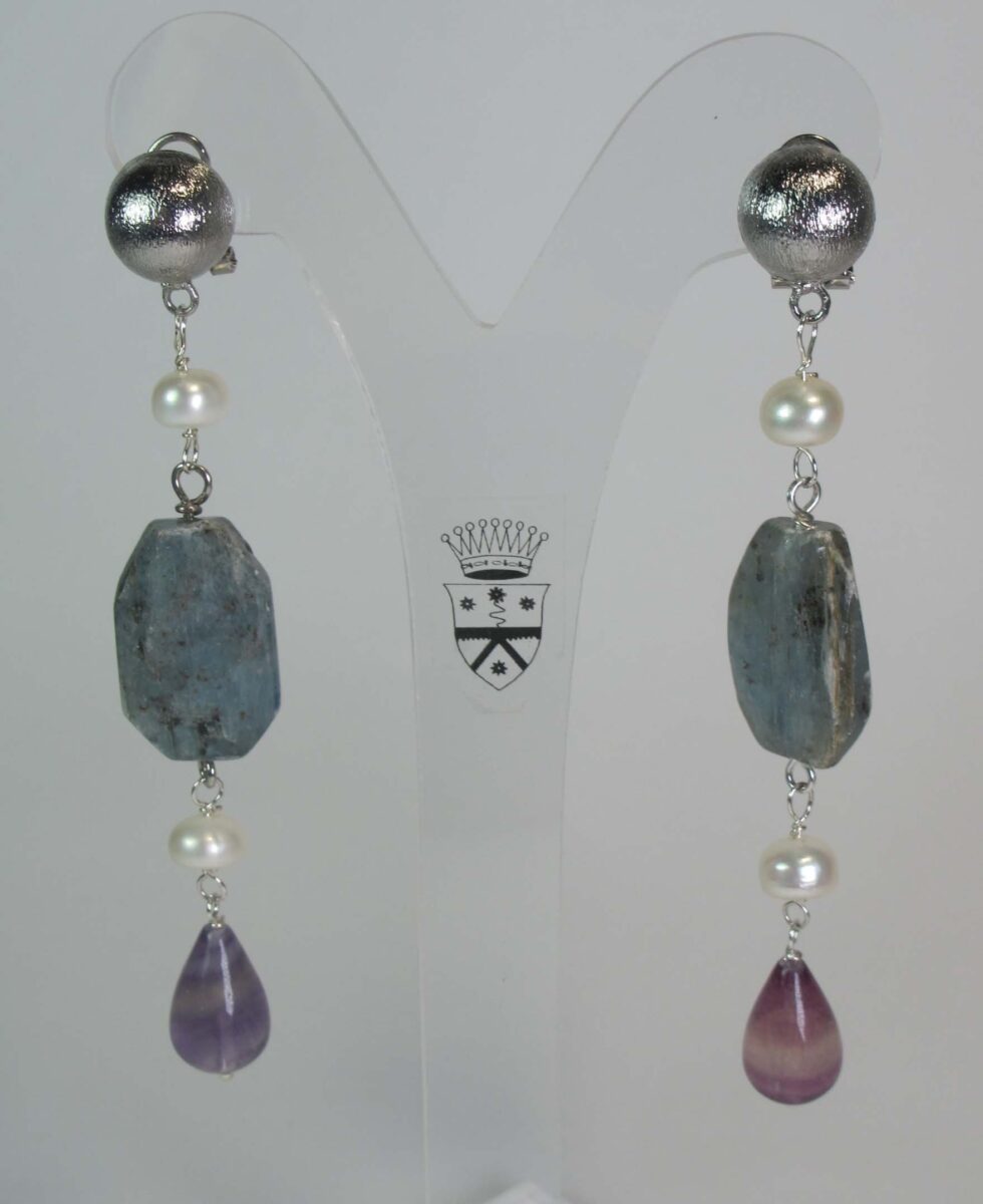 Brass earrings with kyanite, fluorite and pearls