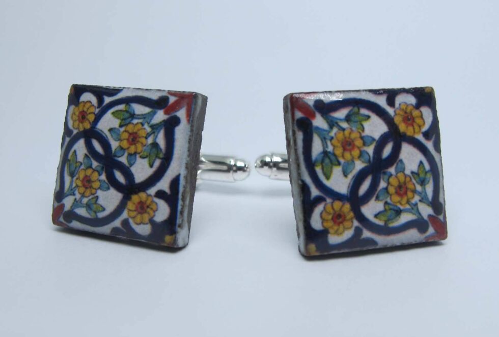 Cufflinks with enamelled lava lapilli (sunflowers design)