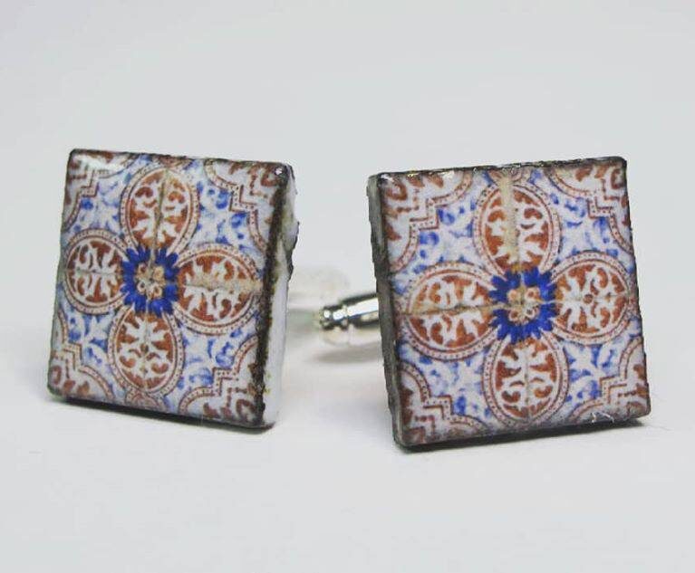 Cufflinks with enamelled lava lapilli (mosaic design)
