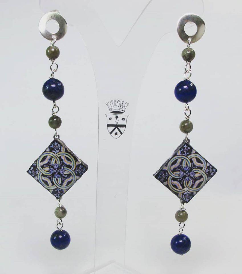Silver earrings with enamelled lava lapilli, lapis lazuli and labradorite