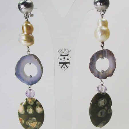 Earrings with baroque pearls, agate of Botswana, amethyst and rhyolite