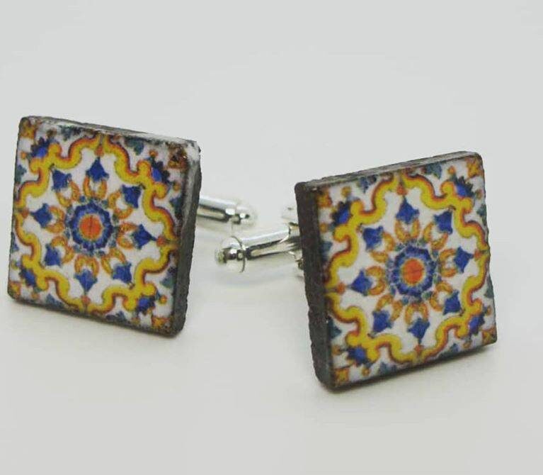 Square cufflinks with enamelled lava lapilli (Vico Equense design)