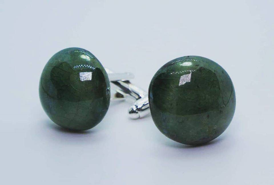 Round cufflinks with enamelled Raku ceramic