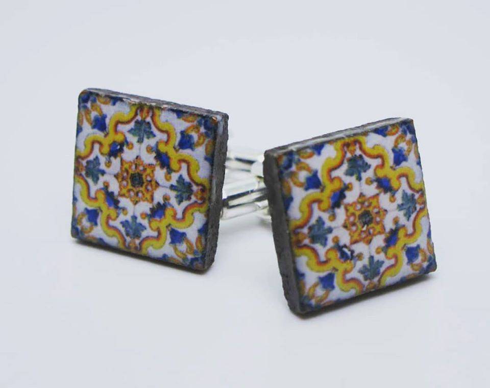 Square cufflinks with enamelled lava lapilli (Positano design)