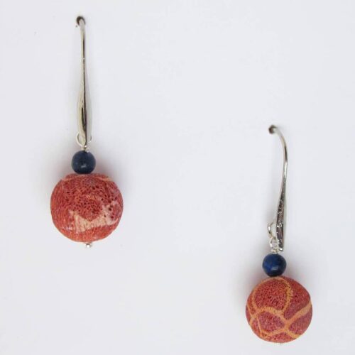 Earrings with madrepora and lapis lazuli
