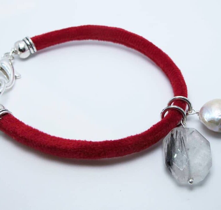 Red velvet bracelet with baroque pearl and rutilated quartz
