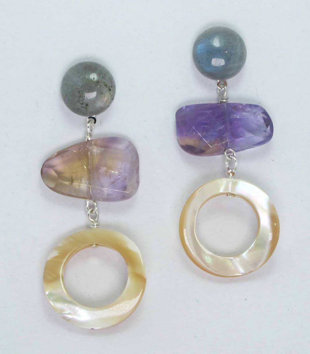 Earrings with cabochon labradorite, Bolivian ametrine and Tahiti mother of pearl