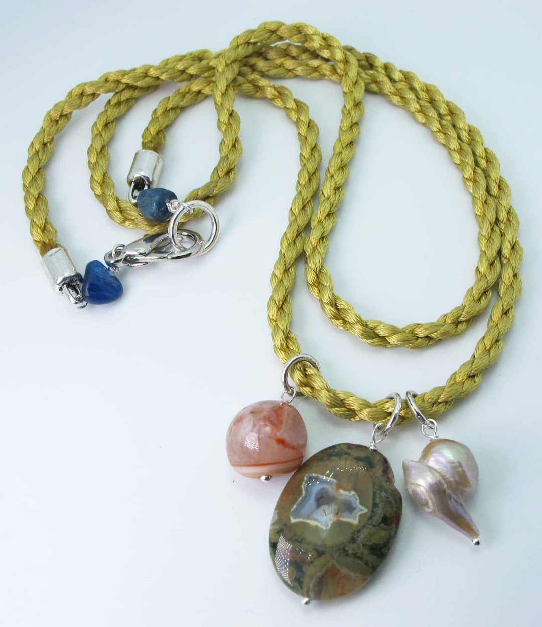 Gold silk necklace with rhyolite, agate and baroque pearl