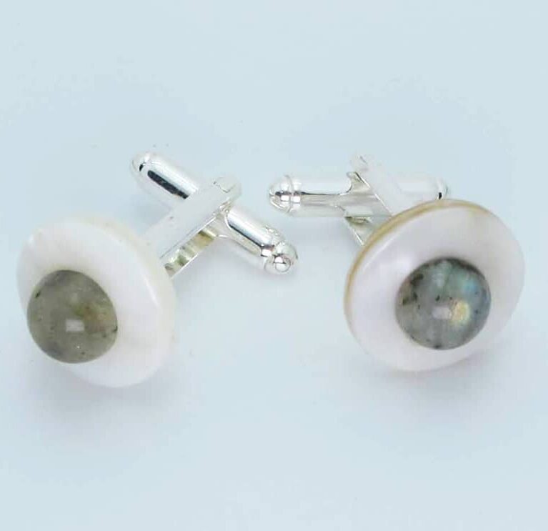 Cufflinks with mother of pearl and cabochon Jaipur labradorite