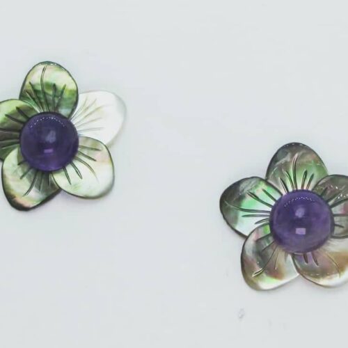 Flower earrings with black carved Tahiti mother of pearl and amethyst cabochon