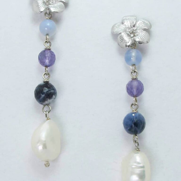 Silver earrings with freshwater pearls, sodalite, amethyst and chalcedony