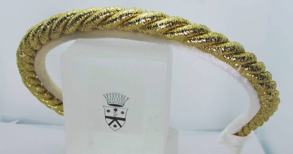 Velvet headband with golden ribbon