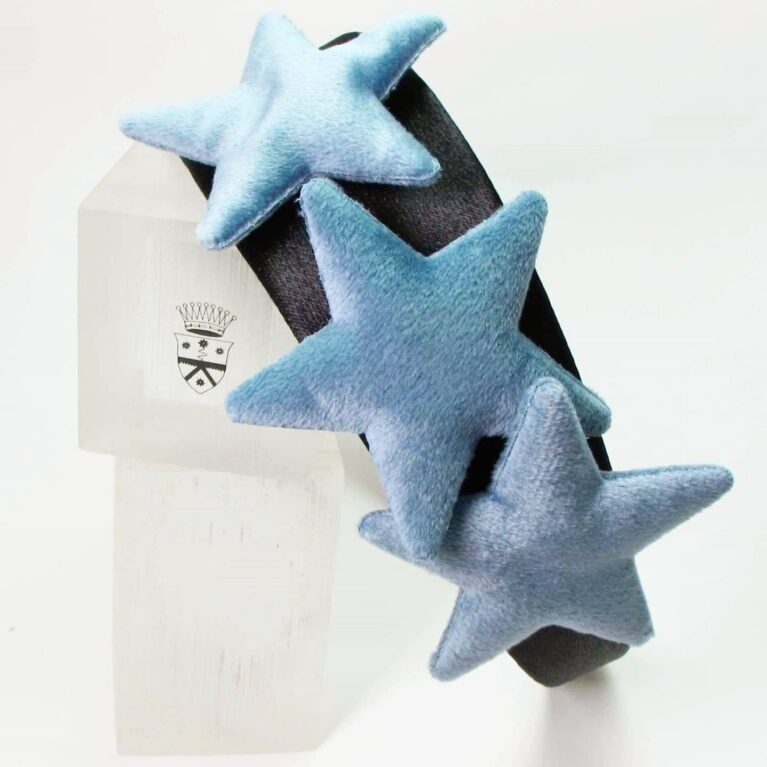 Black headband with velvet stars