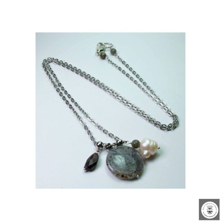 Collana lunga a catena con agata grigia, perla barocca, granato e labradorite