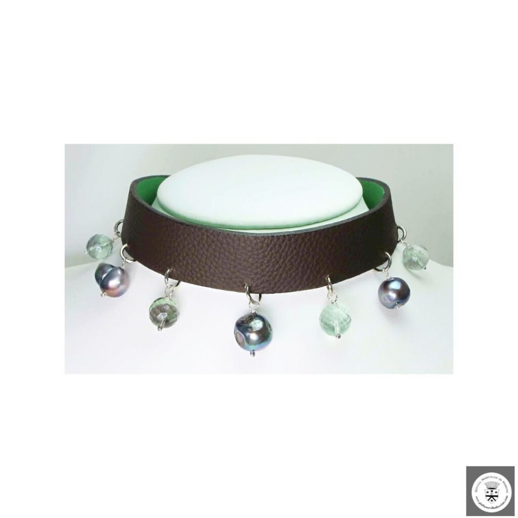 Double face genuine leather choker with fluorite and peacock pearls