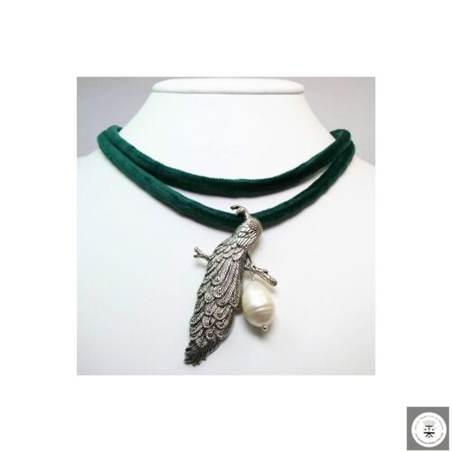 Green velvet necklace with baroque pearl and peacock