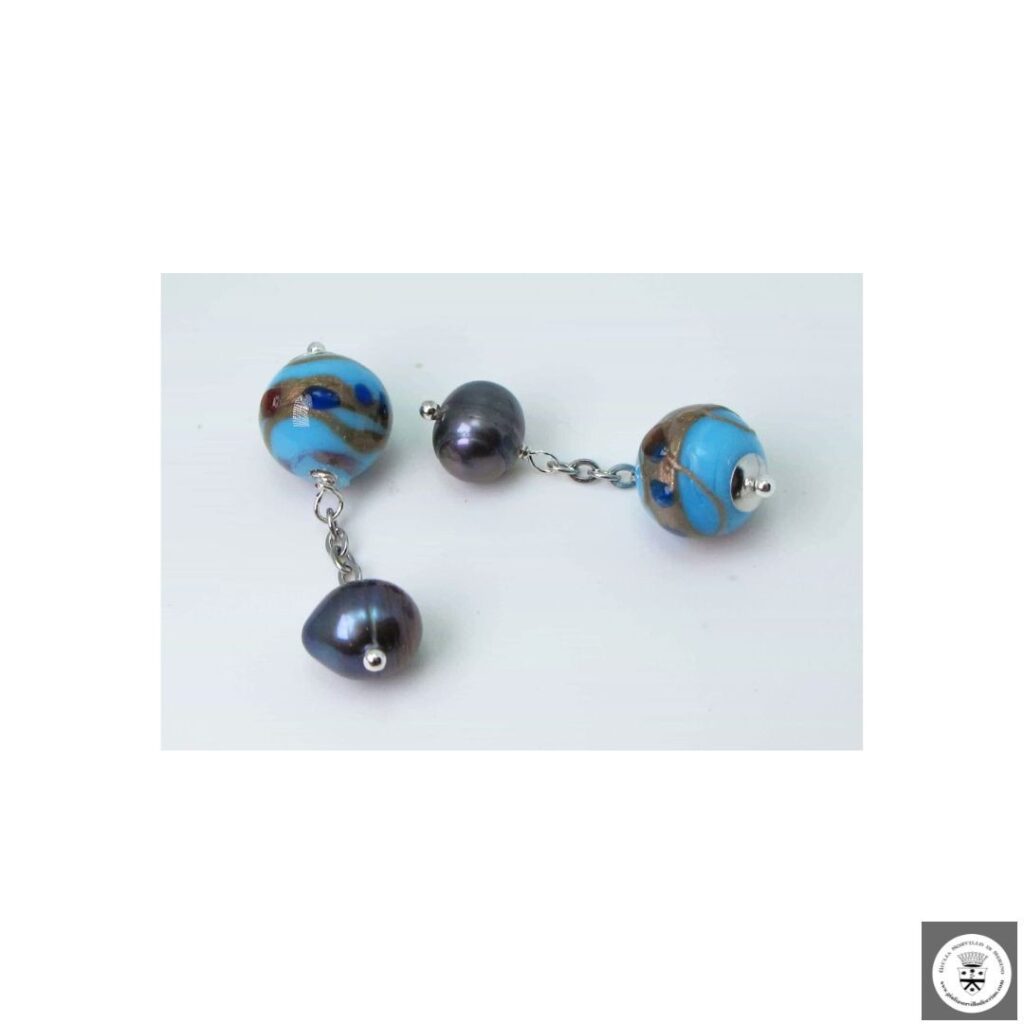 Cufflinks with Murano glass and gray peacock pearls