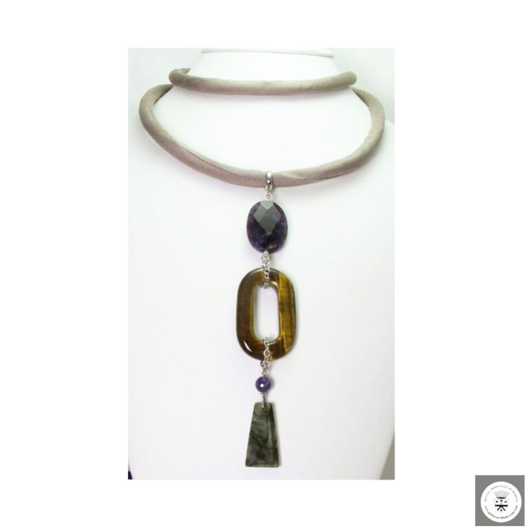 Collana lunga in seta pura di Jaipur color tortora con occhio di tigre, ametista e labradorite