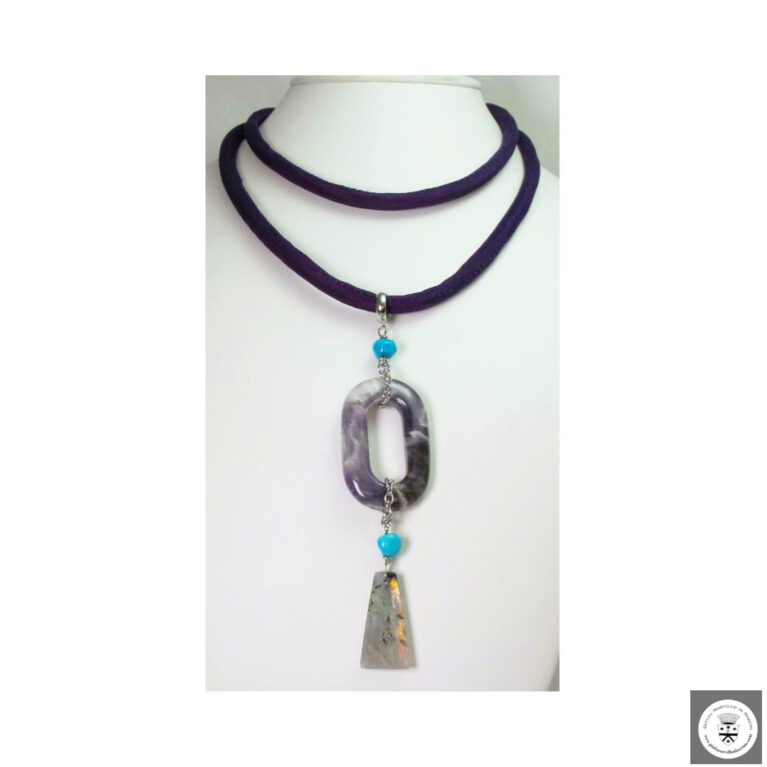 Collana lunga in seta porpora con ametista, labradorite e turchese