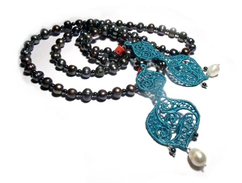 Long necklace with grey pearls, hematite and LineaErre embroidery teal, coral and white pearls