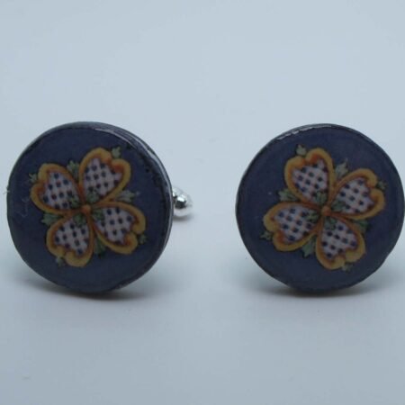 Cufflinks with enamelled lava lapilli (quatrefoil design)