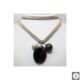 Collana in velluto con perla barocca, corniola e giada Africana
