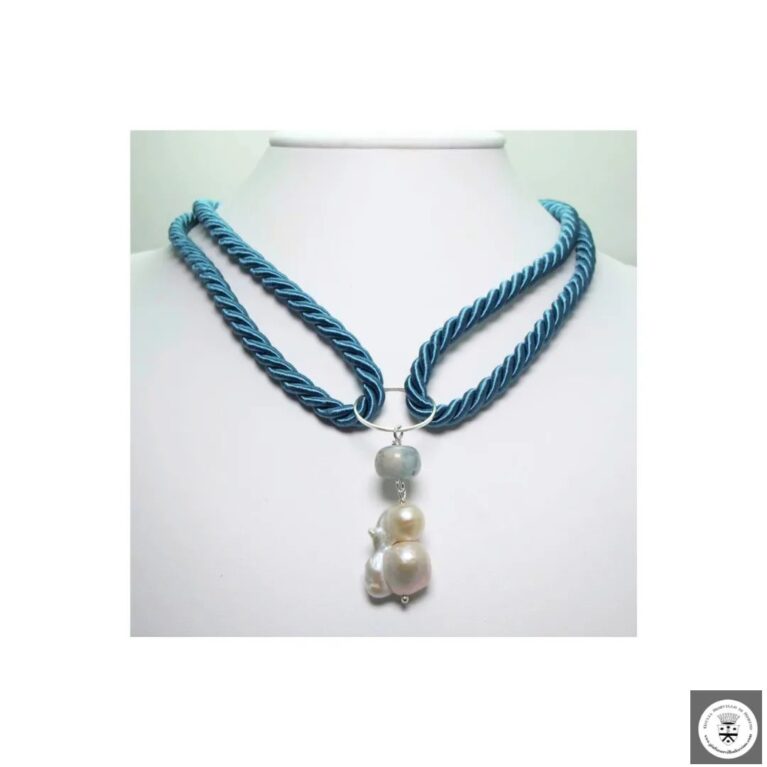 Collana in seta blue avion con perla keshi e acquamarina