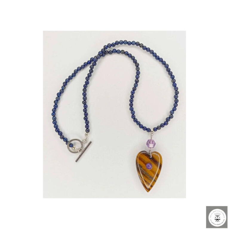 Collana con lapislazzuli, cuore in occhio di tigre e ametiste
