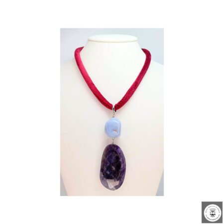 Collana in velluto bordeaux con ametista e calcedonio